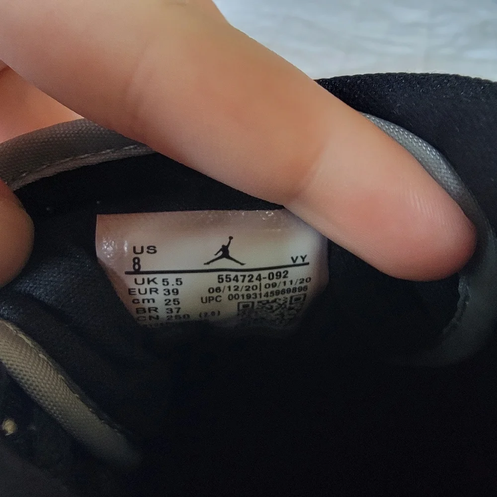 Nike Air Jordan 1 Mid Light Smoke Grey Black White Size 8
